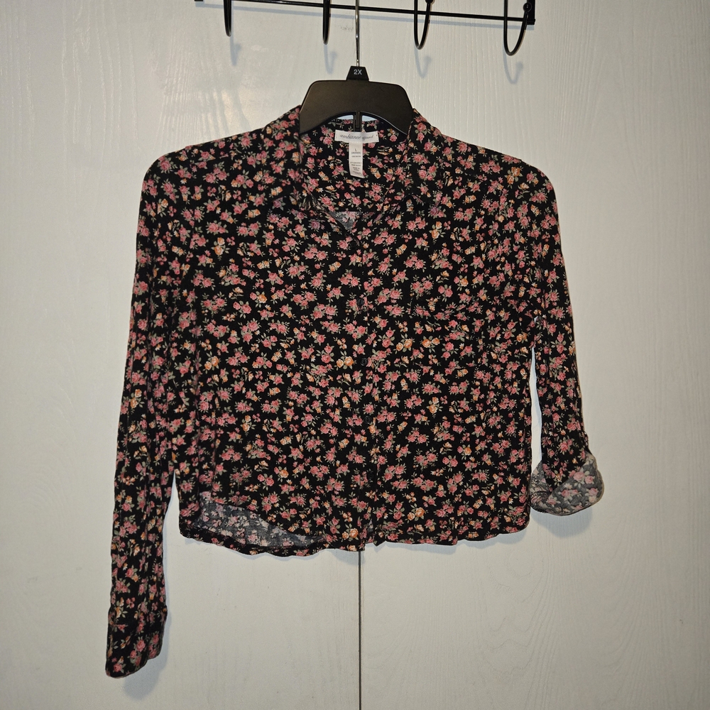 Elegant Floral Women's Blouse - Black and Pink